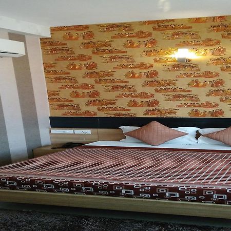 Hotel Desire Hisar Luaran gambar