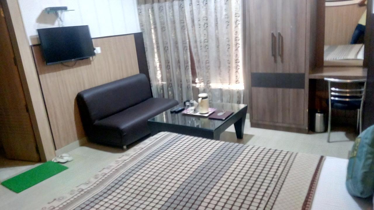 Hotel Desire Hisar Luaran gambar