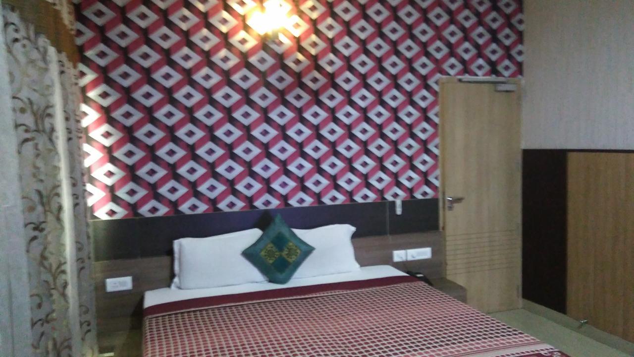 Hotel Desire Hisar Luaran gambar