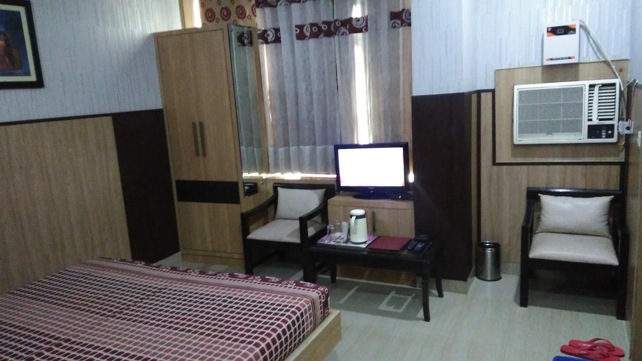 Hotel Desire Hisar Luaran gambar