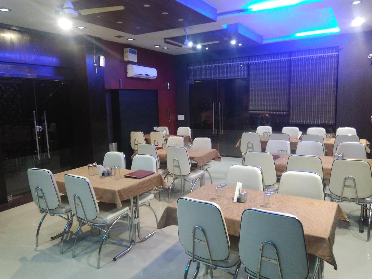 Hotel Desire Hisar Luaran gambar